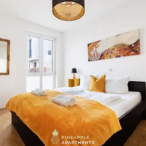 Pineapple Zwinger Iv - 65 Qm - 1x Free Parking , Dresden Germany