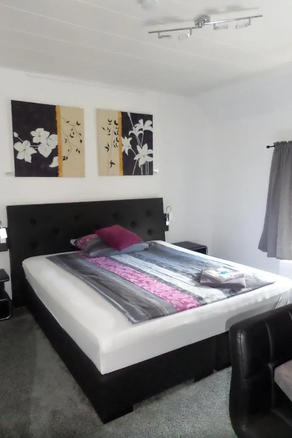 Inn Haus Gerry Hotel Dusseldorf Germany